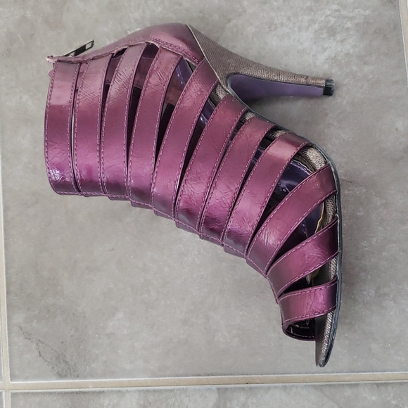 Vianni Collection Heeled Gladiator Sandals - Picture 3 of 5